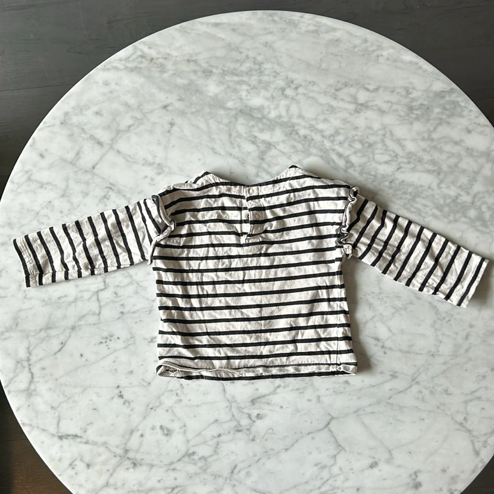 Baby gap navy and white striped long sleeve tee size 18-24 months
